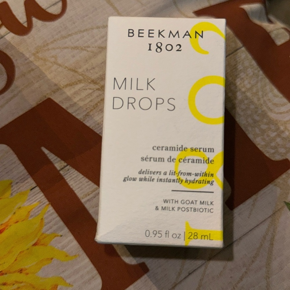 Milk Drops
Ceramide Serum
Beekman